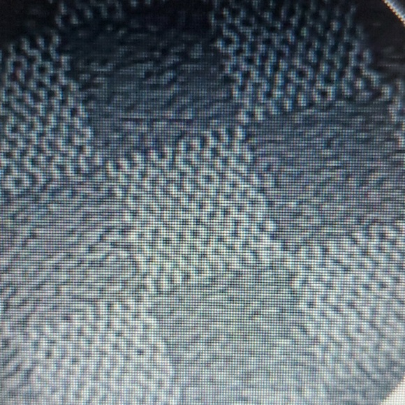adrll7597